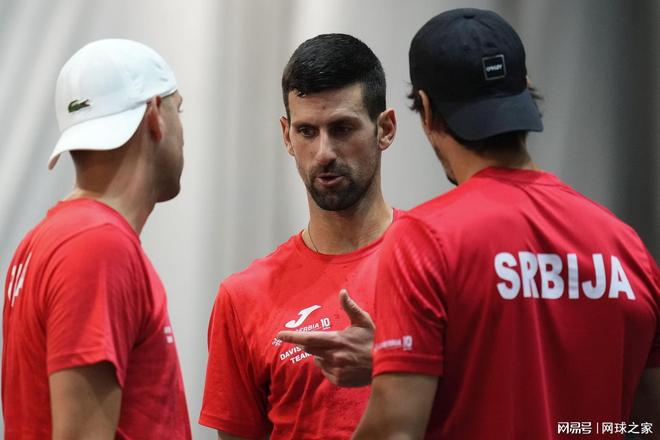 步被定在禁 步被定在禁