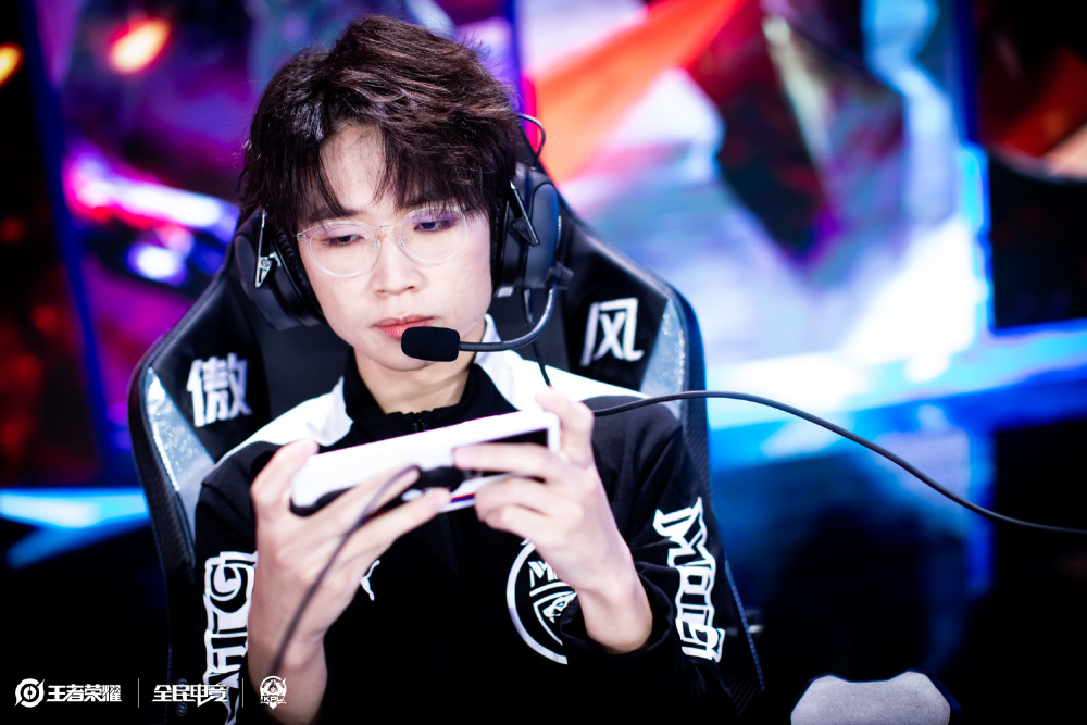 与边路推进 与边路推进