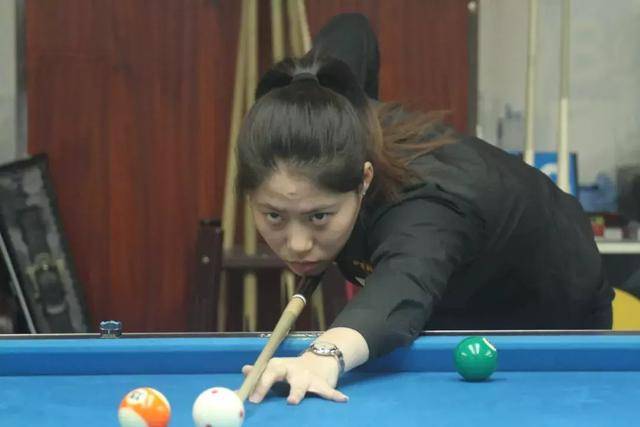 藤蔓延展 藤蔓延展